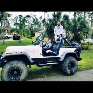 Meet your Posher, Alexis